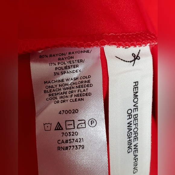 Red dress. Short sleeve. Straight cut. NWT. Medium - Picture 8 of 10